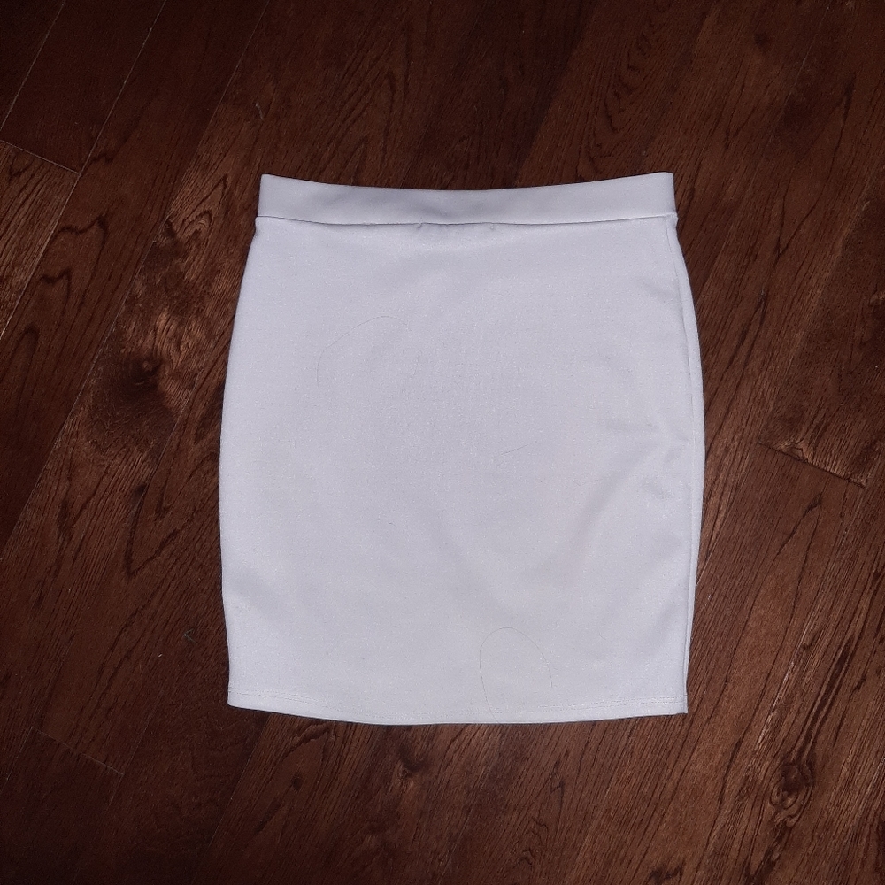 Crazy cute skirt - Picture 2 of 3
